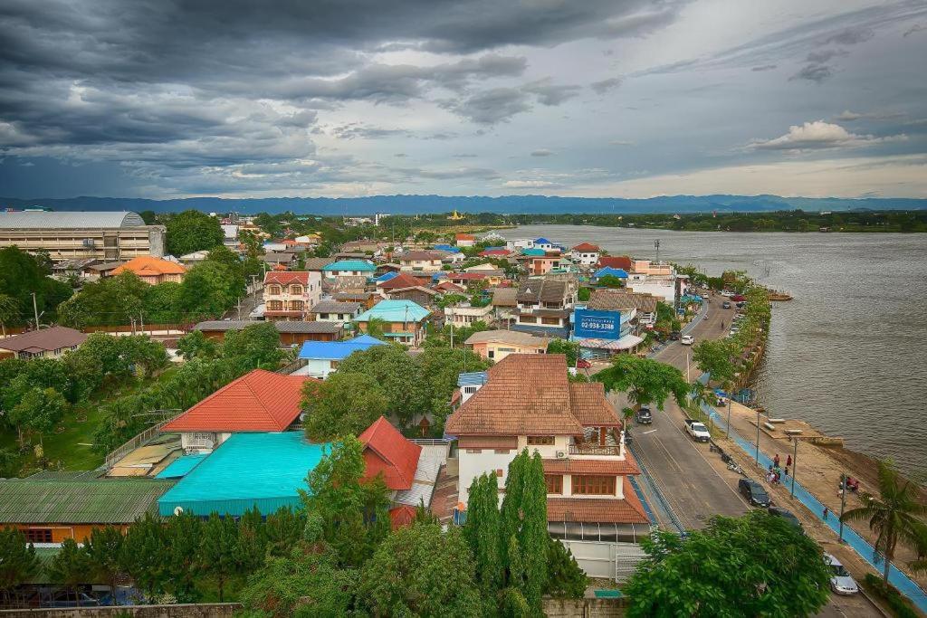 Phuglong Hotel Phayao Bagian luar foto